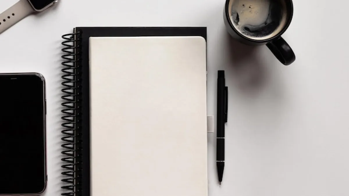 Mensagens no WhatsApp no Fim de Semana: Como Pôr Limites sem Perder Pacientes